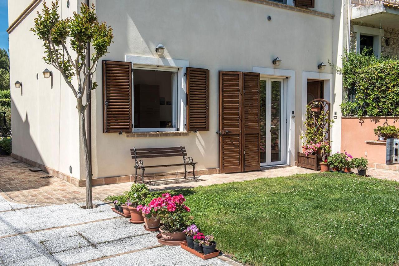 Апартаменти N011 - Numana, Nuovo Bilocale Con Giardino Сіроло Екстер'єр фото